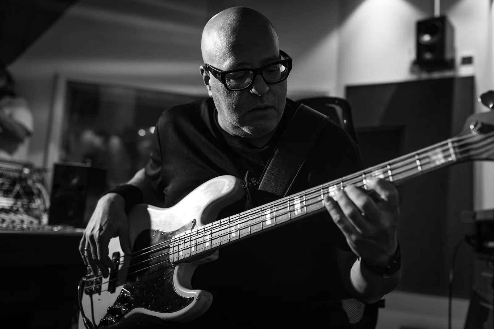 Yaron Stavi playing bass